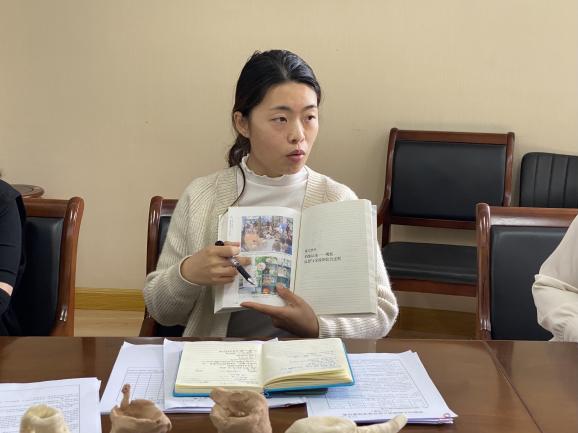 220511成为观察型教师 聆听“儿童的一百种语言”——栖霞幼儿园五福园业务学习_html_5aa33d79.jpg