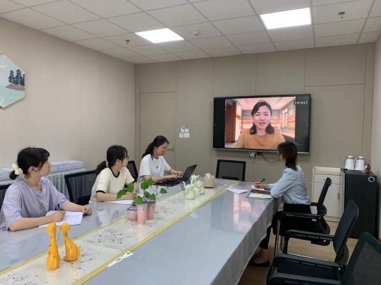 【枫香栖幼】课程促发展 学习共成长  ——栖霞幼儿园翡翠天悦园业务学习活动