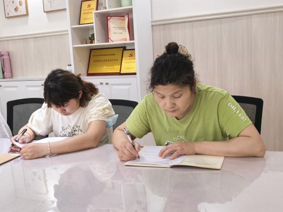 240604普及网络安全知识 增强网络安全意识——栖霞幼儿园石埠湾园网络安全知识竞赛_html_m4457c7ab.jpg