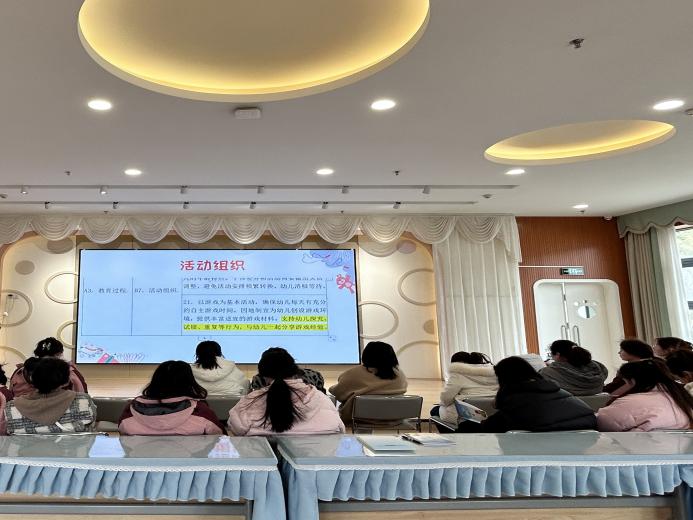 一区一角皆教育 浸润无声促成长_html_1746e8f9.jpg