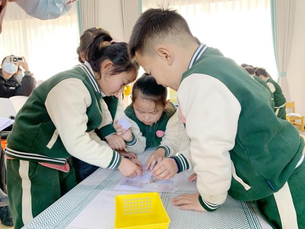 230227乐学善思  “语”你共享——栖霞区语言教研组活动在栖幼红枫分园顺利举行 （有图）_html_m1eb55e19.jpg