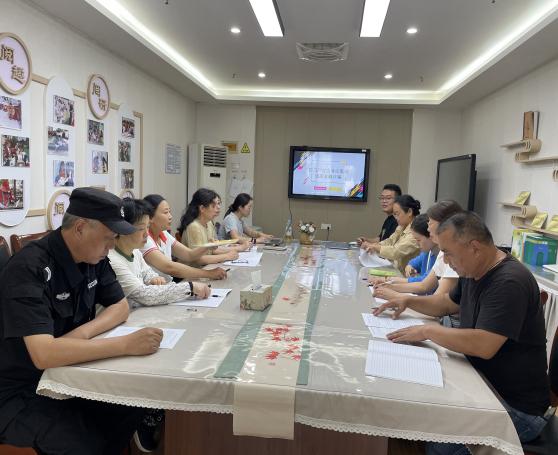 250617守护钱袋子 护好幸福家——记栖霞幼儿园红枫分园六月非法金融宣传活动（王思宁）_html_m41452c63.jpg