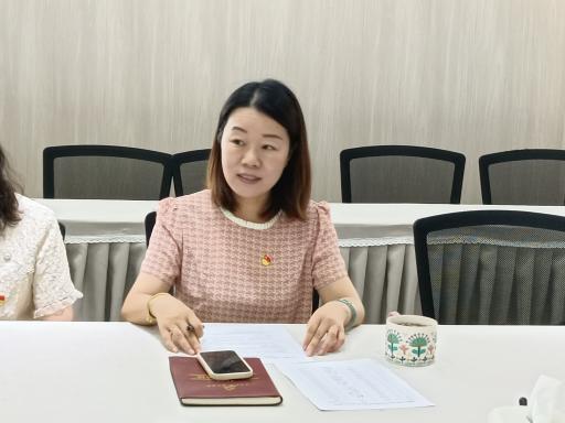 220703栖霞幼儿园讨论预备党员转正暨书记上党课支部大会  栖霞幼儿园 徐雅仙_html_288e0277.jpg