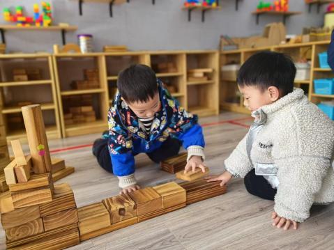 240110聚焦建构“研”续成长——栖霞幼儿园石埠湾园游戏教研组活动_html_m78255525.jpg