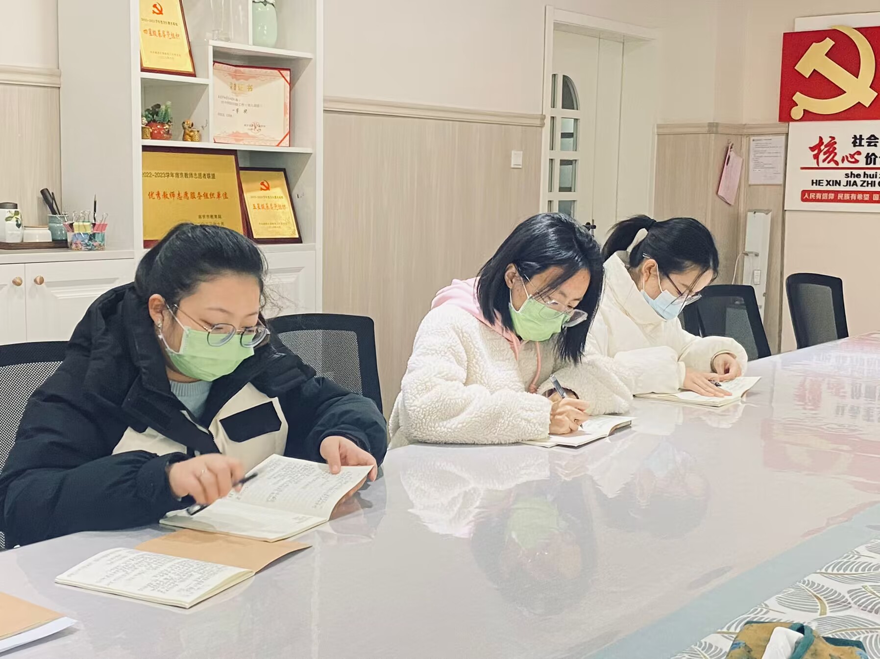 240108聚焦问题 优化晨锻——栖霞幼儿园石埠湾园教师业务学习活动_html_m502c0f9d.jpg