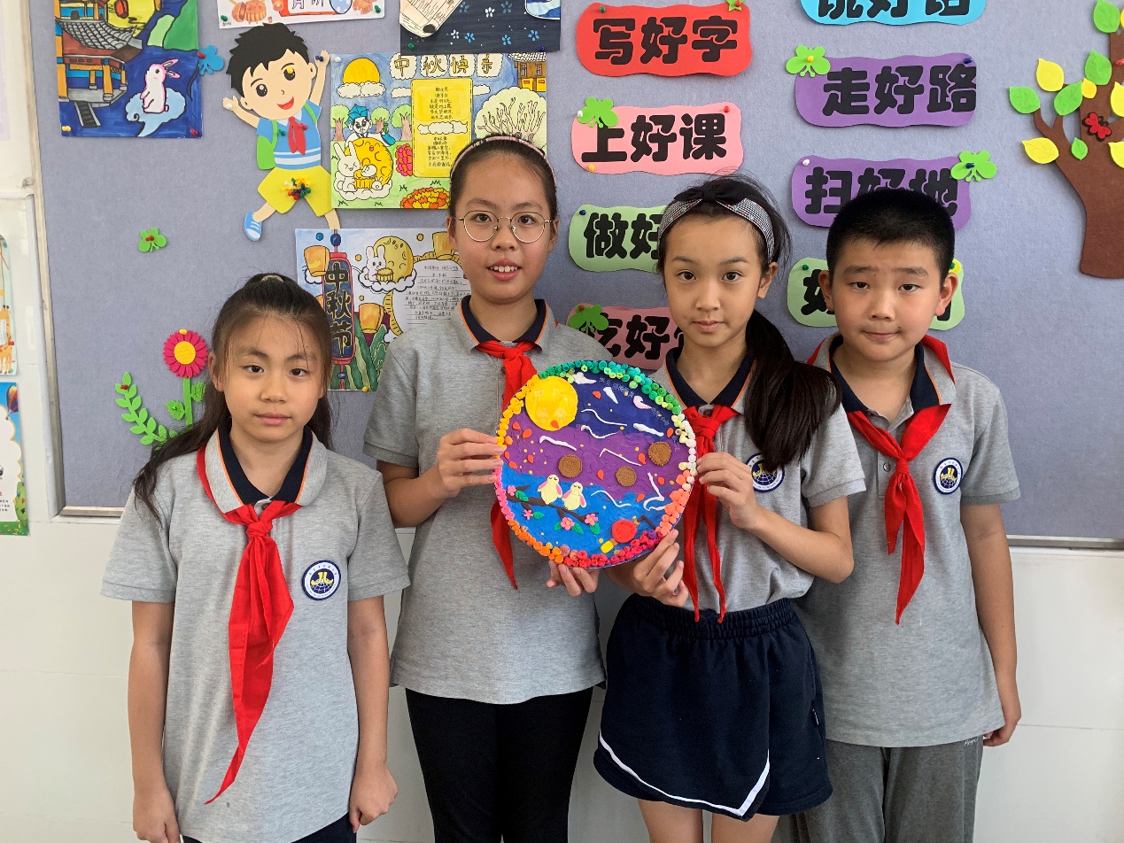 【博学广志】“绘”中秋 月团圆——金小广志路校区“情系中秋”美术特色活动_html_64c07dad.jpg