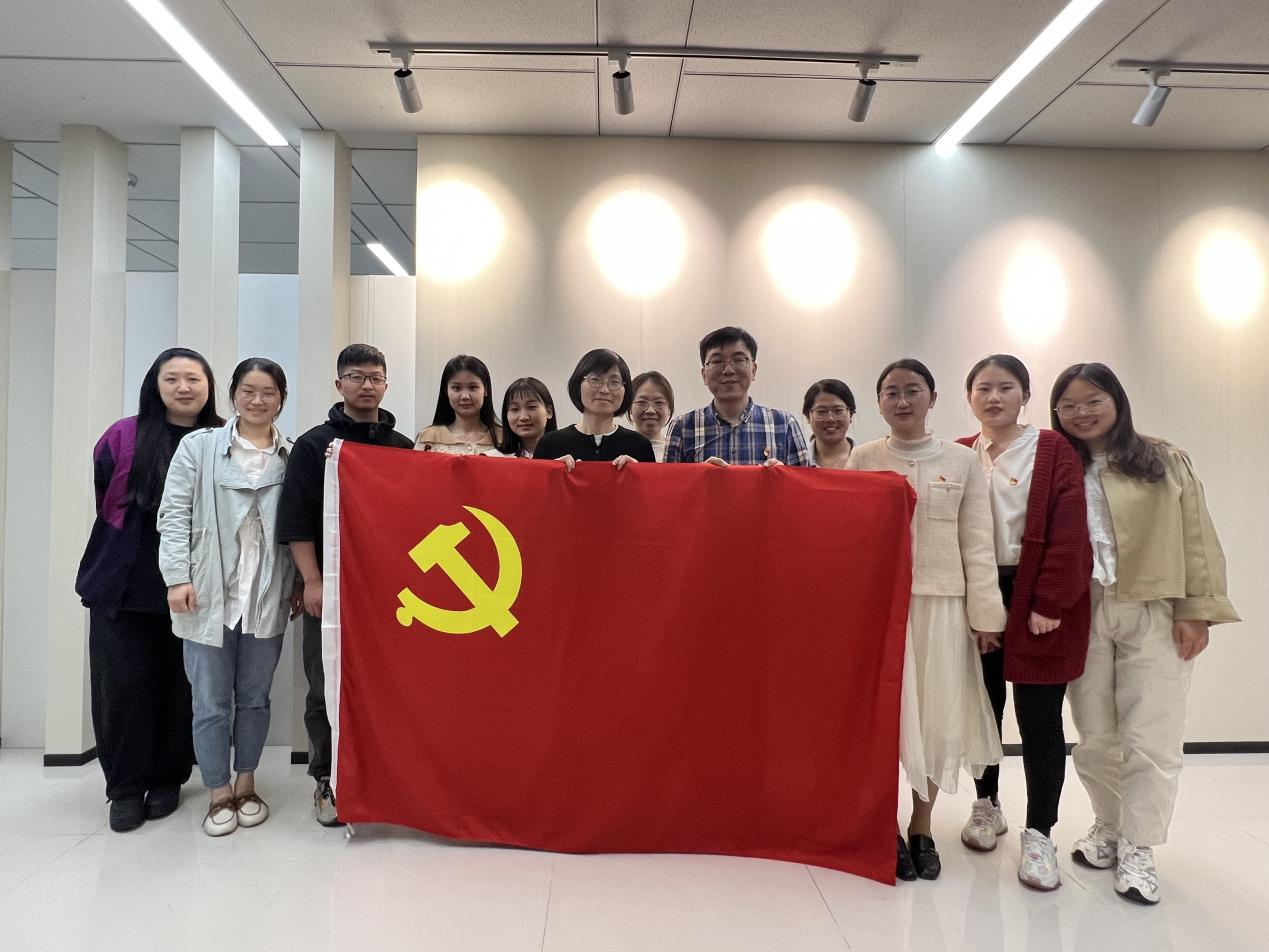 【湖畔·先锋示范】（团队活动）党建带队建，研学添活力_html_m480f8787.jpg