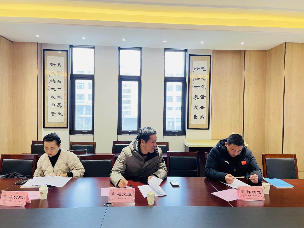 【湖畔·科研引领】开题论证明思路 科研引领促成长——栖霞区十四五规划课题（重点课题）开题论证会_html_23ccbda9.jpg