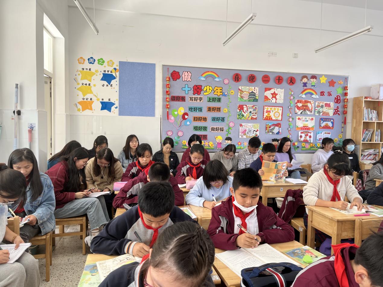 【博学广志】以课启程  踔厉深耕语文教研之路——金陵小学广志路校区语文组校本教研活动_html_m1982b7c1.jpg