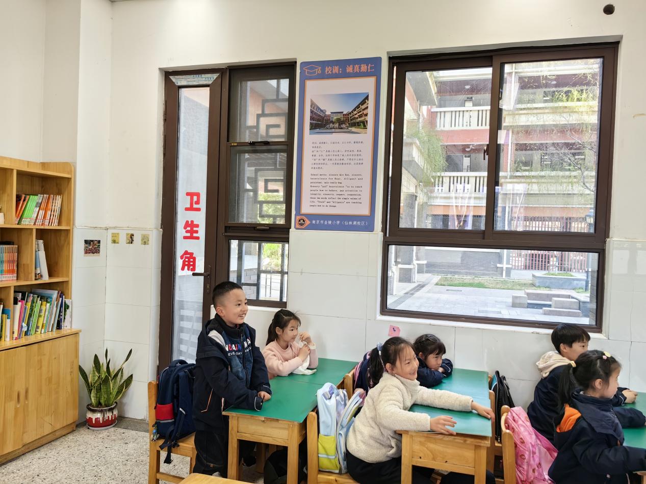 【湖畔•家校共育】食物的体内旅行——记2023级5班家长课堂_html_m7a8e028.jpg