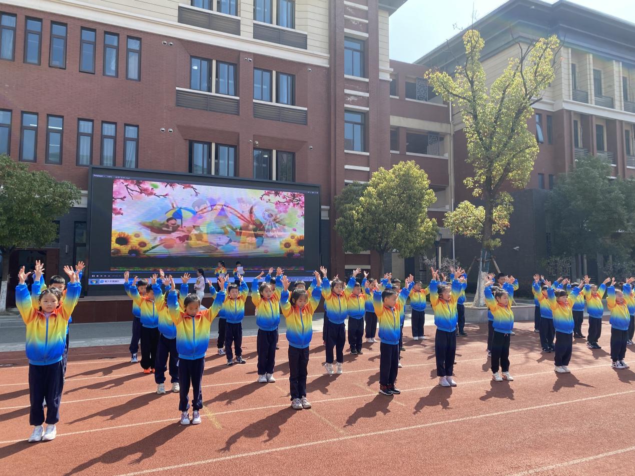 【湖畔·协同育人】幼小有约，衔接成长——金陵小学（仙林湖校区）与幼儿园幼小科学衔接交流活动_html_m652894d1.jpg