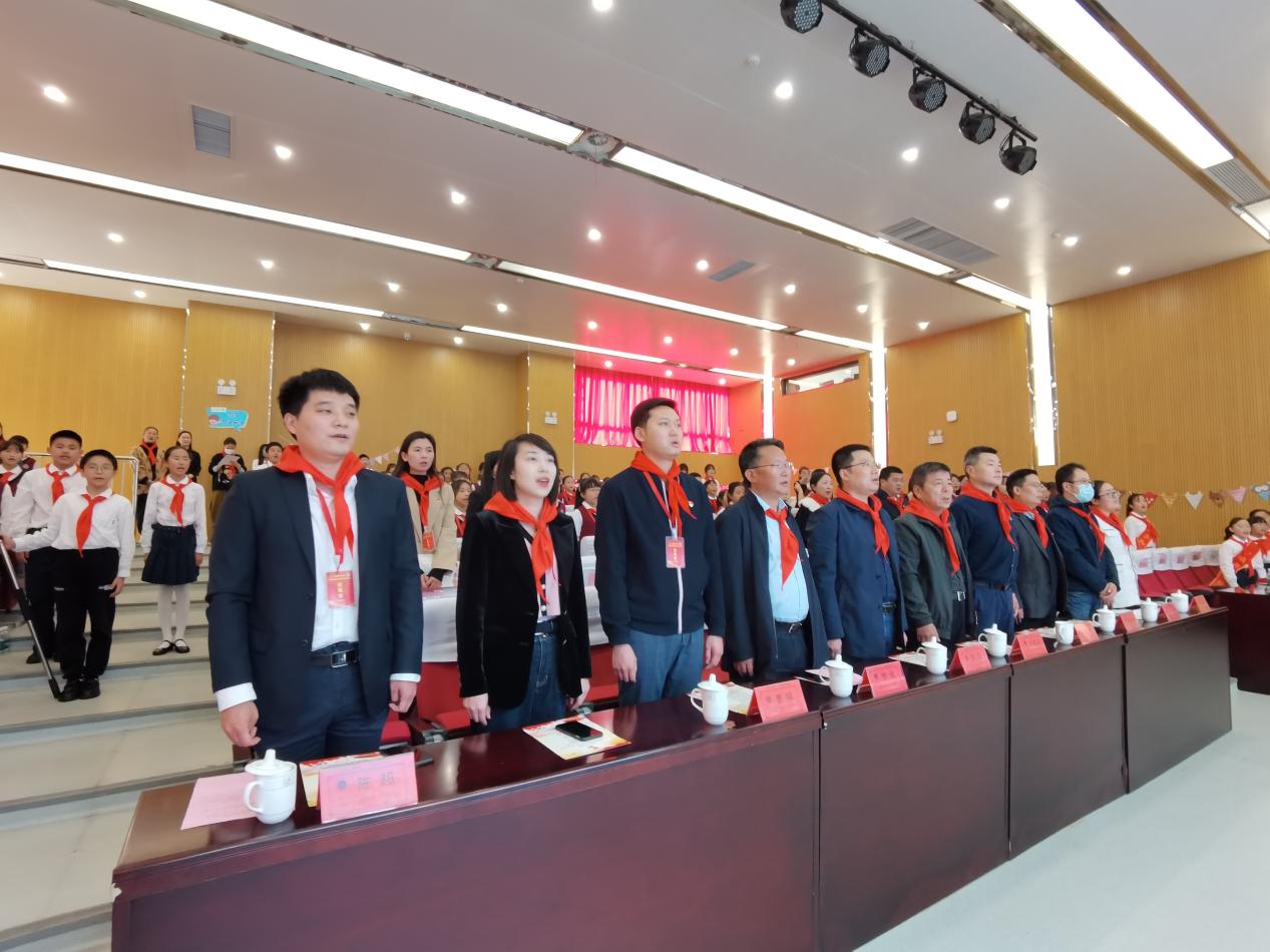 【博学广志】拥抱新时代 奋进新征程——中国少年先锋队南京市金陵小学第三次代表大会成功召开_html_m690d7043.jpg