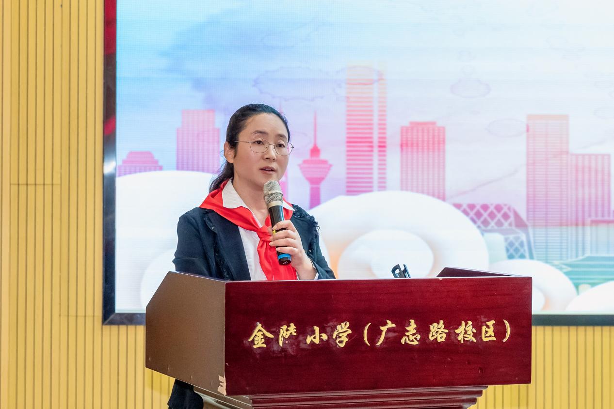 【博学广志】拥抱新时代 奋进新征程——中国少年先锋队南京市金陵小学第三次代表大会成功召开_html_m44900a87.jpg