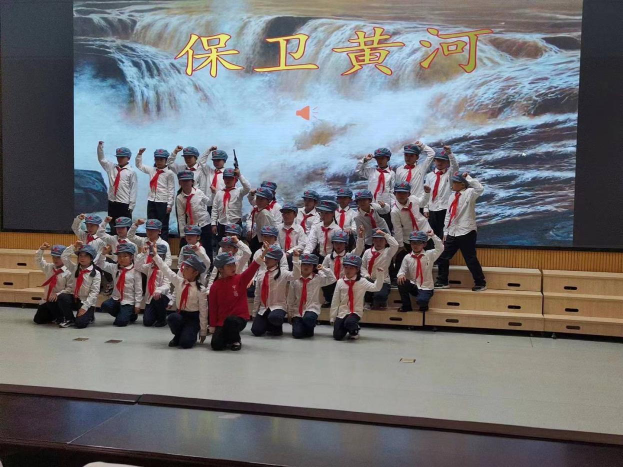 【博学广志】礼赞二十大  歌声伴成长——金小广志路校区第三届广志艺术节暨“萌娃唱红歌”主题活动二年级歌唱专场_html_2b14830d.jpg