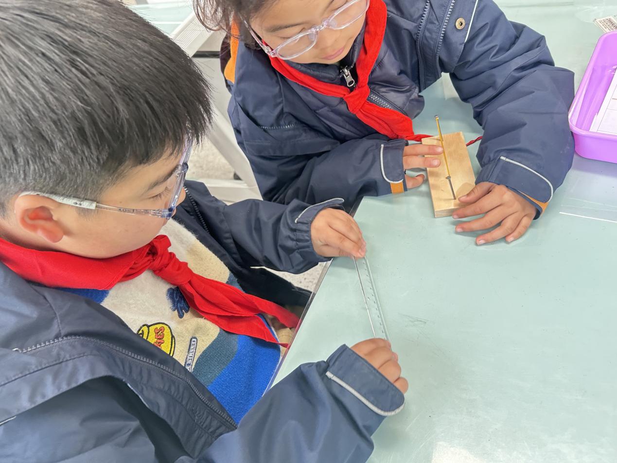 【湖畔·童化课堂】策略化教学促进学生深度思考——集团校首次科学教研活动圆满举行_html_m72662afc.jpg