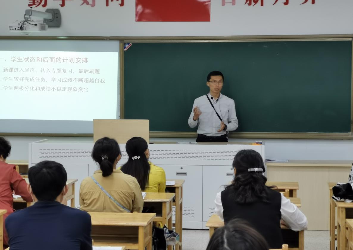 携手同心_html_76954903.jpg