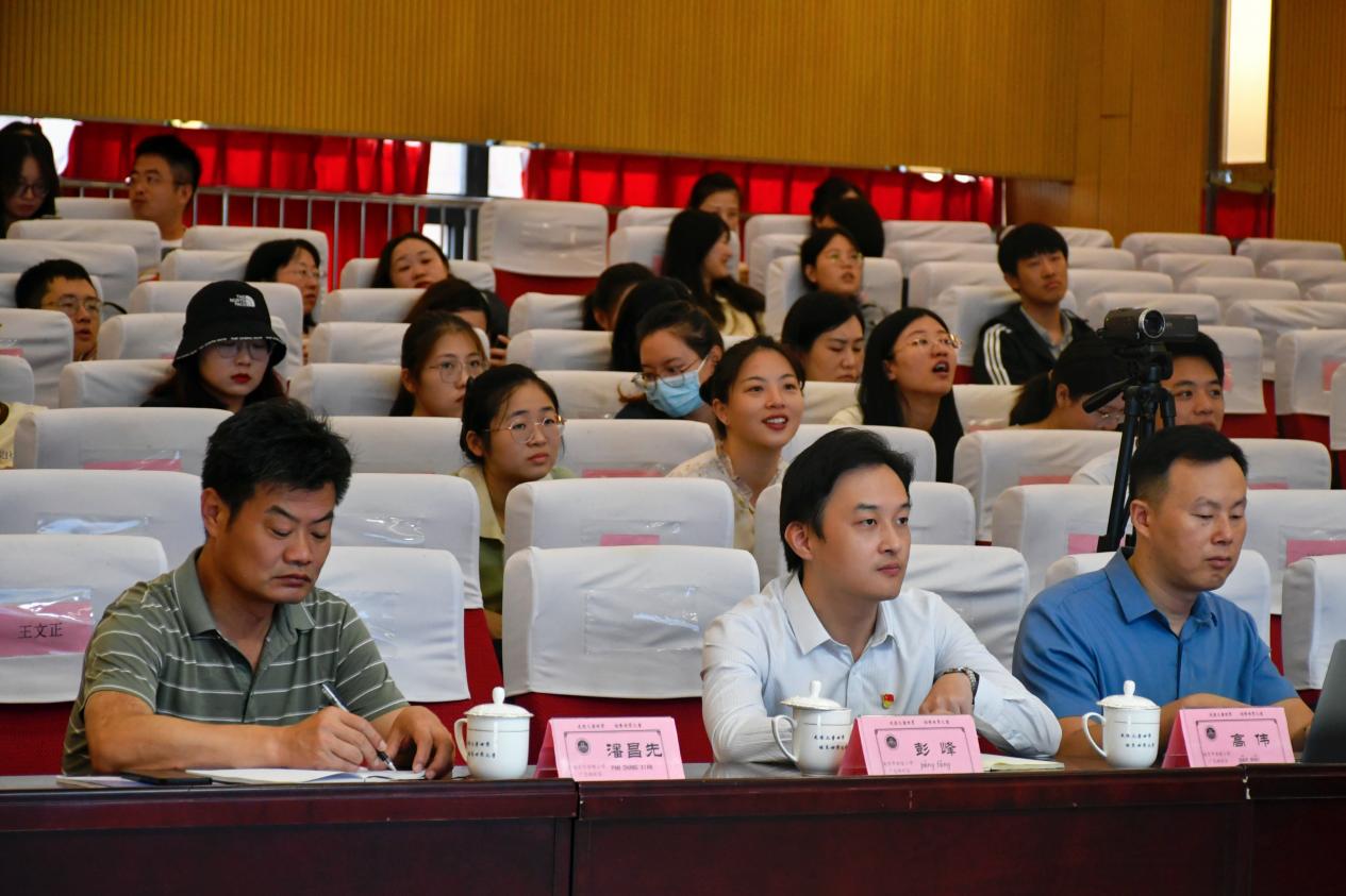 【博学广志】基于科学的跨学科综合活动分享——记小学科学第一次区级教研_html_m22a8ce73.jpg