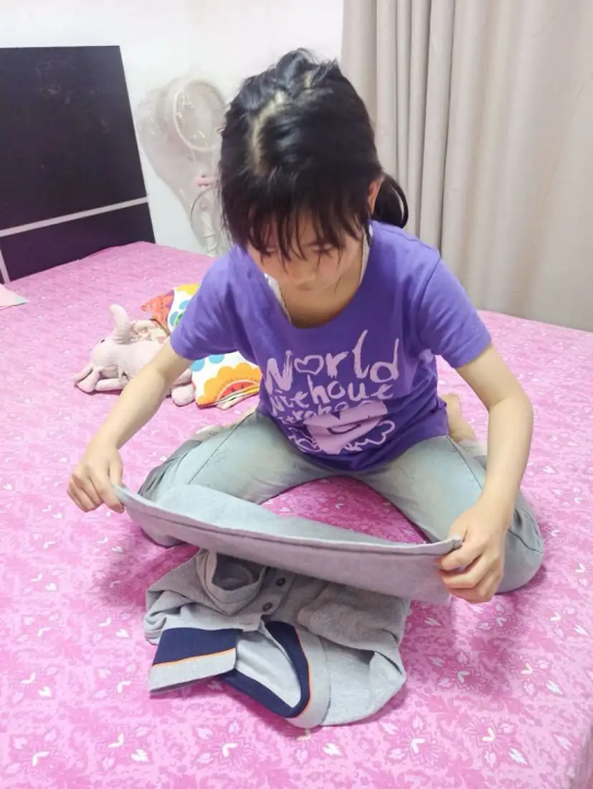 【湖畔·学生活动】劳动最光荣，争做劳动小达人——南京市金陵小学（仙林湖校区）五一劳动实践活动_html_m359c9ef0.png