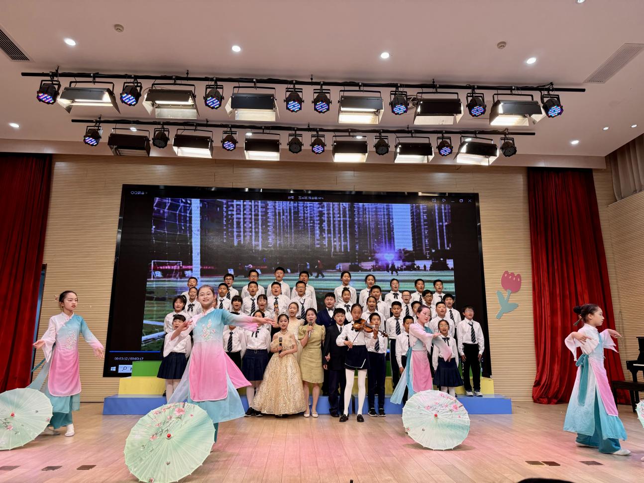 【湖畔·学生活动】“红领巾爱祖国——最好的我们”合唱比赛五年级专场_html_m4a7d4fd.jpg