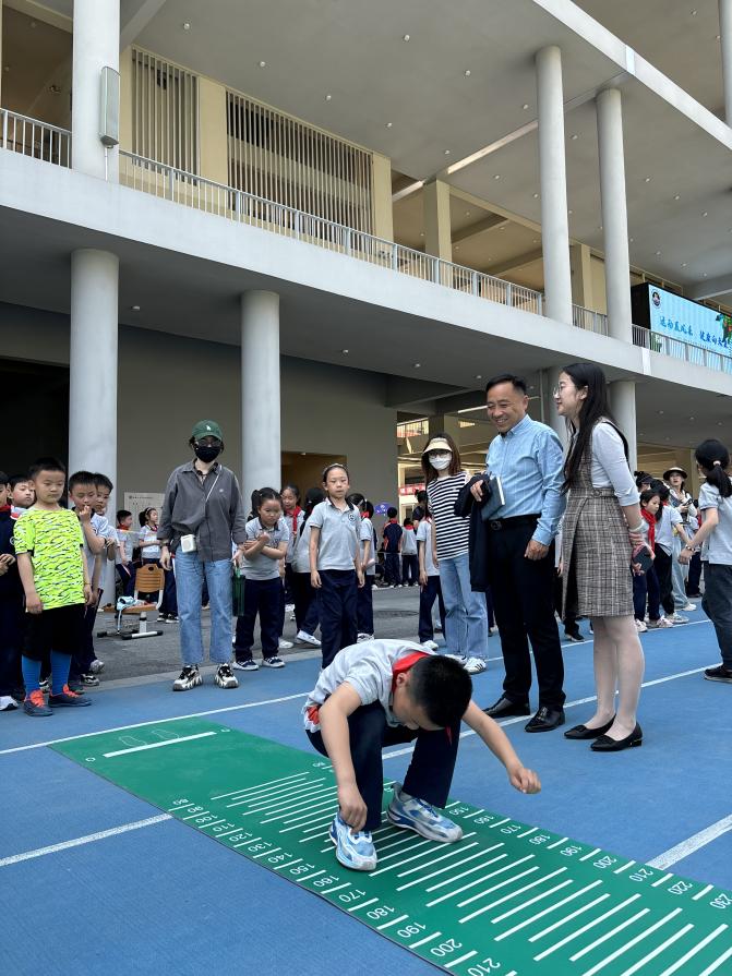 【湖畔·学生活动】“运动展风采，健康向未来” ——金陵小学（仙林湖校区）2023—2024学年春季运动会（二年级）_html_e2e1439.jpg