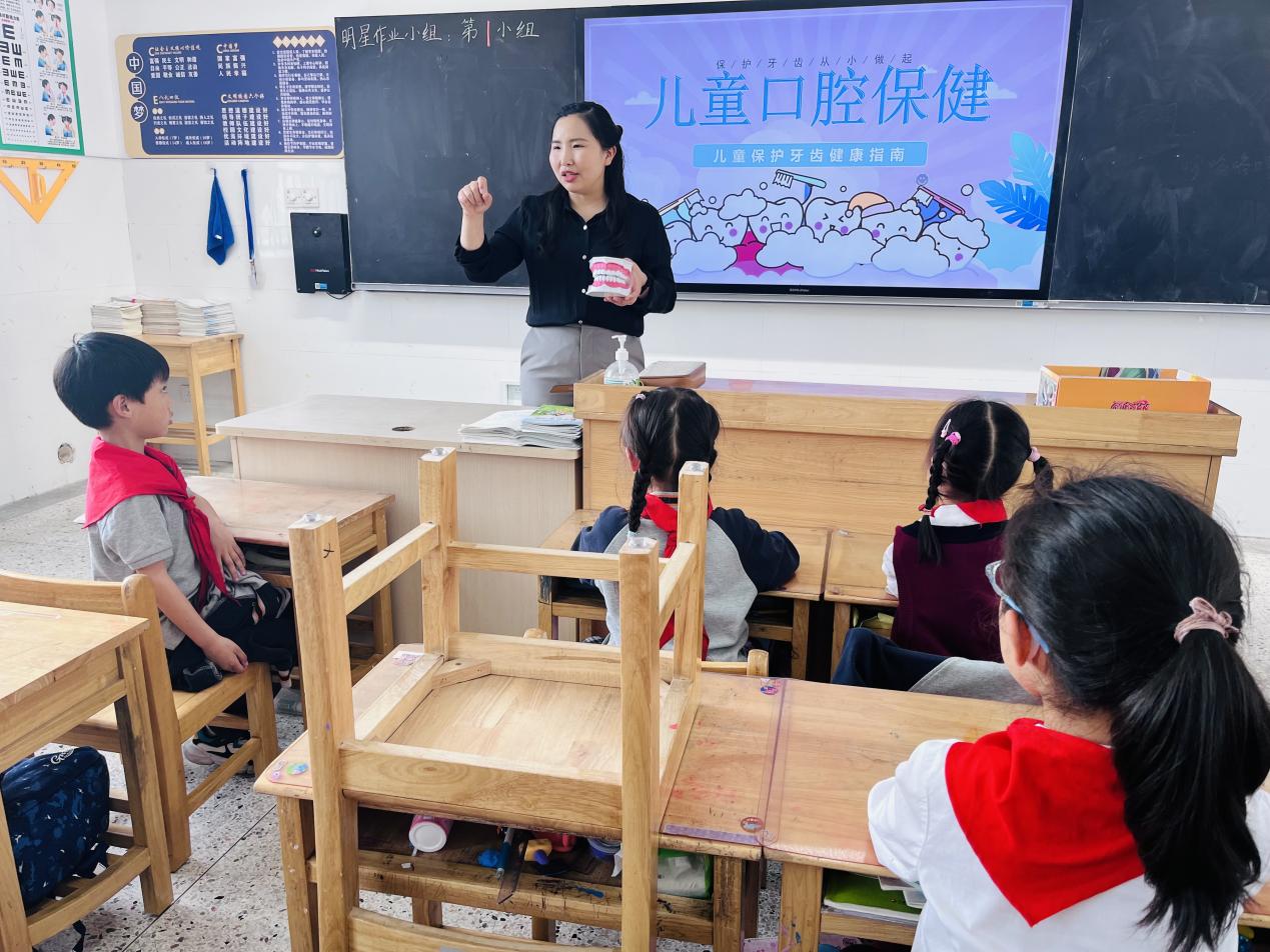 【博学广志】魅力家长课堂，助力学生成长  _html_32fb66cf.jpg