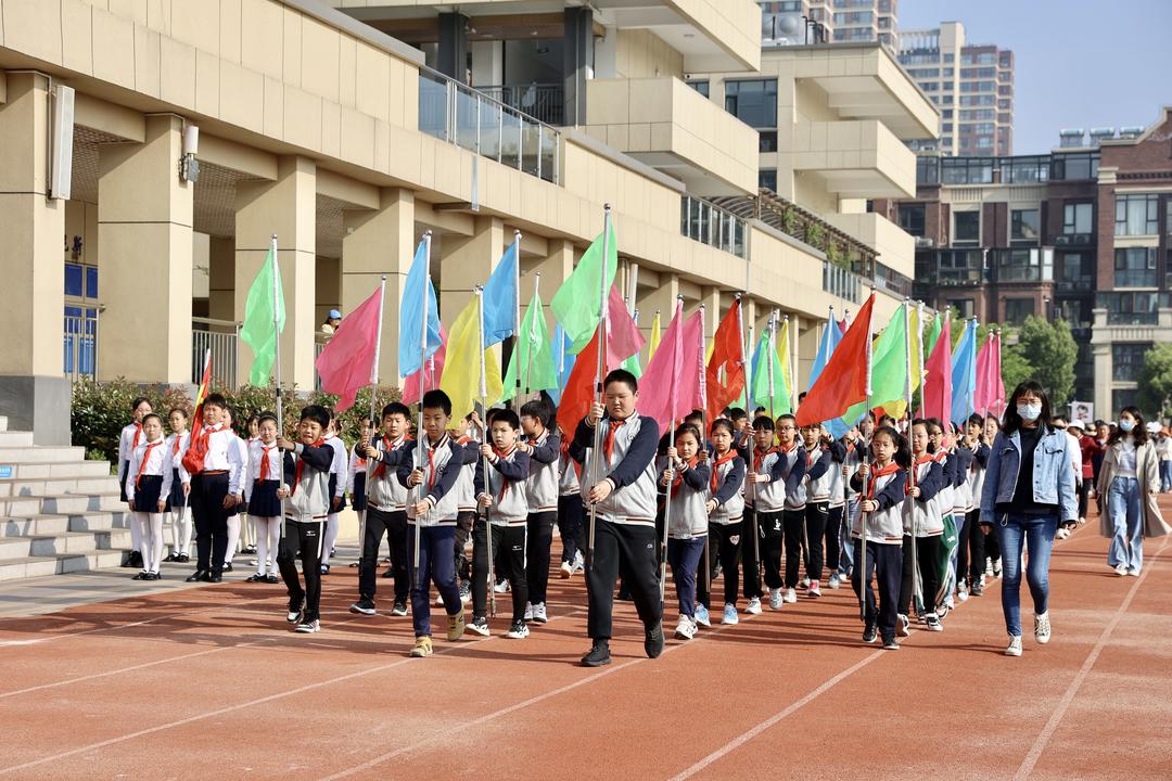 【博学广志】阳光下运动  节气里成长——金小广志路2022-2023学年第二学期春季运动会_html_5bd0a575.jpg