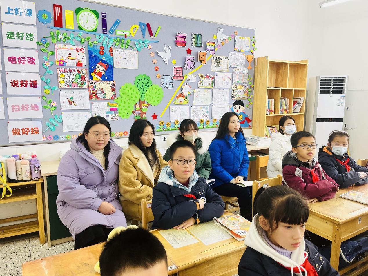 【博学广志】穿越时空的家国情怀——金陵小学广志路校区四年级语文组教研活动_html_m6d22a2e2.jpg