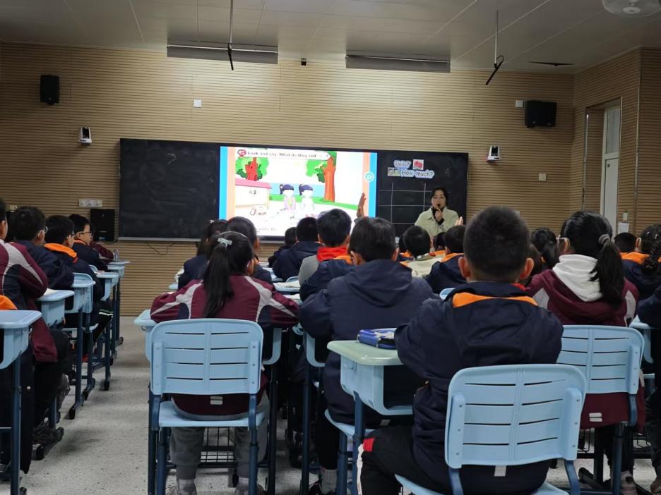 【湖畔·队伍建设】冬韵聚慧 奋楫笃行——金陵小学集团十一月教学例会_html_5a39fe1b.jpg