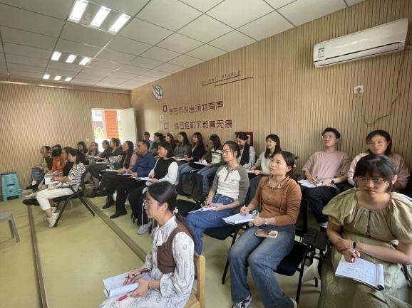 【湖畔·童化课堂】合作探究 厘清算理 掌握算法——数学校本研修之课例研讨（180）_html_m27909e4b.jpg
