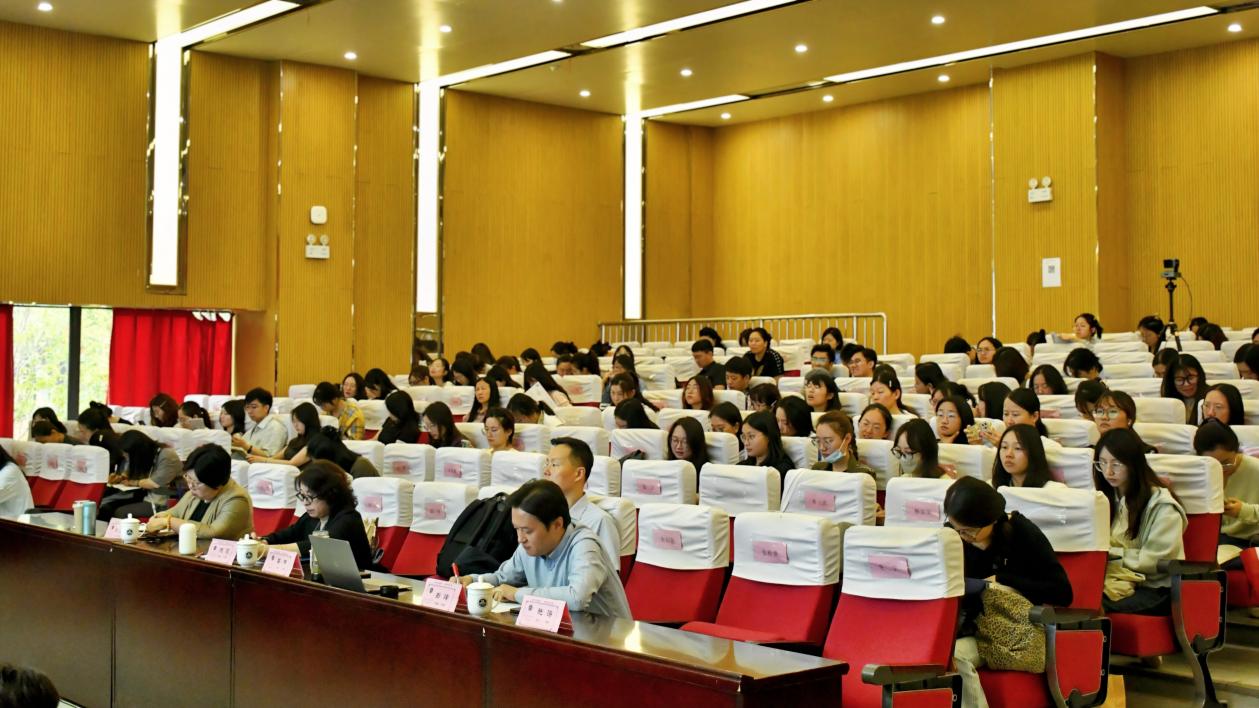 【博学广志】深耕观察描述 共研思维发展——记南京市栖霞、玄武、鼓楼小学科学三区联片教研教研活动_html_5a0c3a25.jpg
