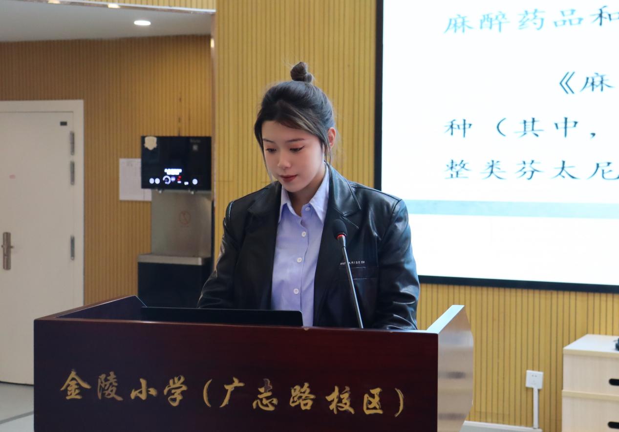 【博学广志】护航正青春，健康不“毒”行——金陵小学广志路校区开展禁毒宣讲活动_html_3b289420.jpg