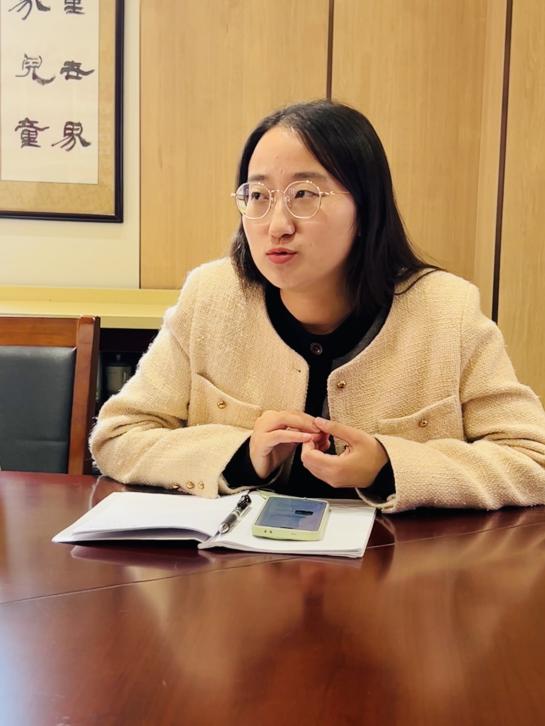 【湖畔·先锋示范】金陵小学仙林湖校区党支部预备党员刘蔚然同志转正的党内外座谈会_html_3855078e.jpg