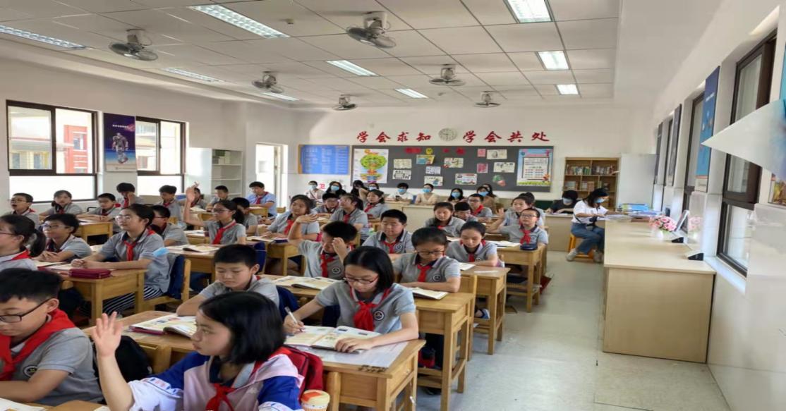 【湖畔光影】英语校本研修之课例研讨（1）_html_m2d225894.jpg