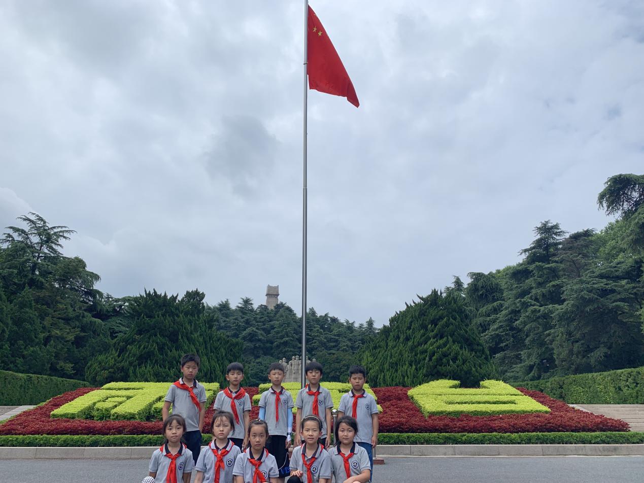 【博学广志】传承红色基因 牢记时代使命——金小广志二年级专题研学活动_html_m205e3dee.jpg