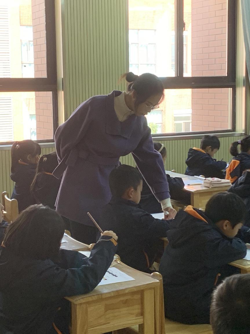 【湖畔·童化课堂】趣读趣学 探索规律——数学校本研修之课例研讨（141）_html_m55c69aaa.jpg