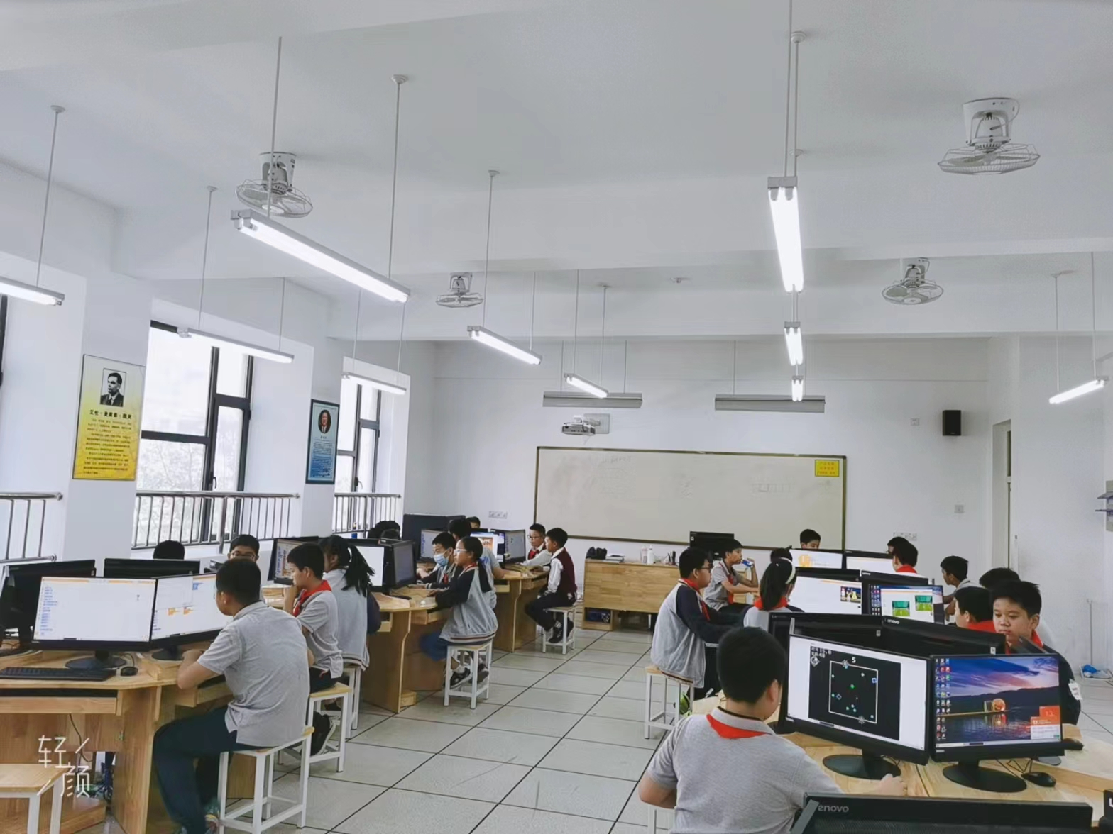 【博学广志】趣味编程，开启创意之旅——记金陵小学（广志路校区）Scratch创意编程比赛_html_m5a5b2fe0.jpg