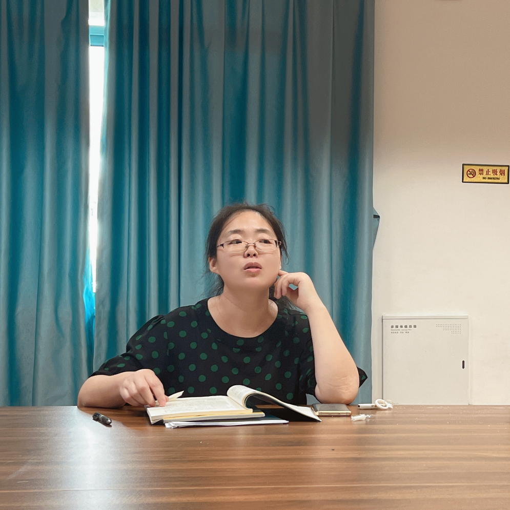 【湖畔分享】胸藏文墨怀若谷，书香浸润心自宽——金陵小学（仙林湖校区）三年级数学组阅读分享活动_html_40f95cc3.png