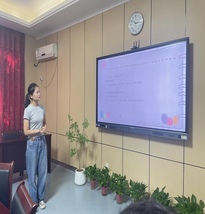 【湖畔·队伍建设】集思广益，共谋体育教育新篇章——记体育组集体备课_html_m5d75f9d8.jpg