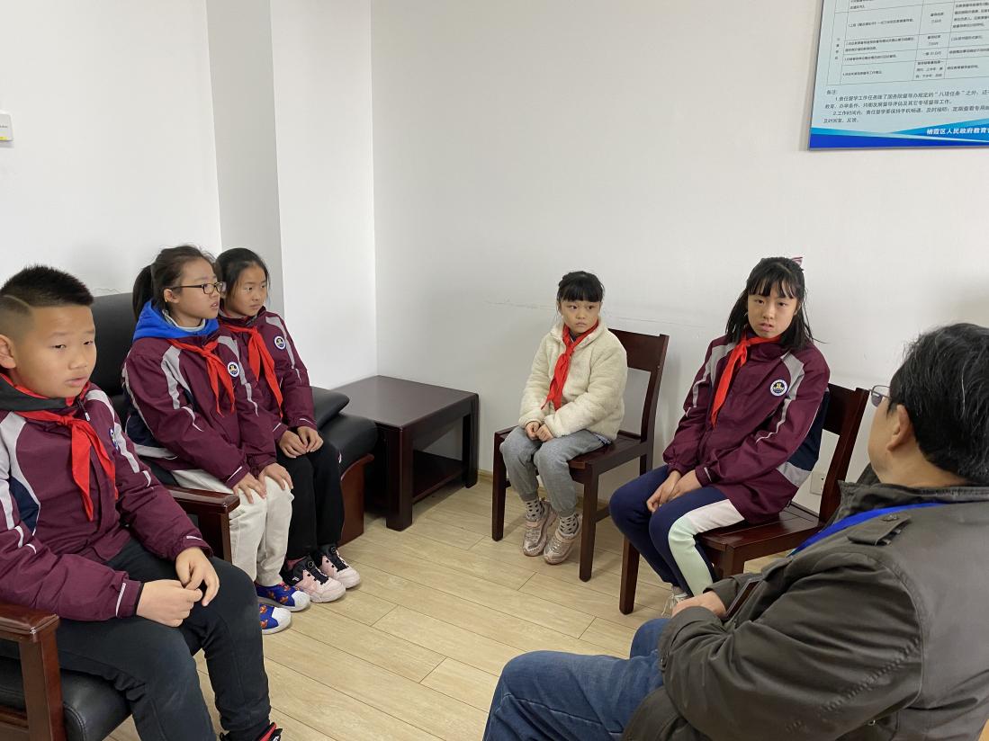 【湖畔光影】立高尚师德 树文明师风——记金陵小学（仙林湖校区）迎接师德师风专项工作督导检查_html_294fbcc1.jpg
