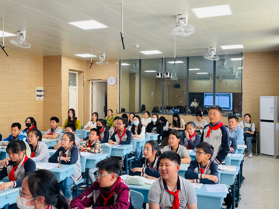 【博学广志】畅览水城风情，体会动静之趣——金陵小学广志路校区语文组校本教研活动_html_929405.png