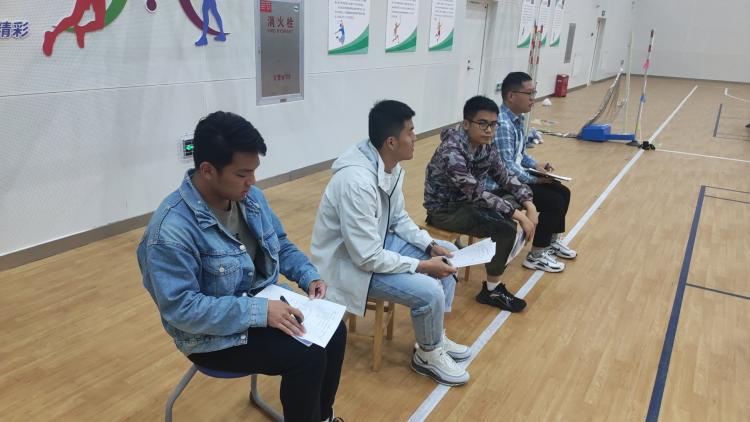 【博学广志】展风采 促成长——金陵小学广志路校区体育组新教师课堂展示课_html_m7b9868d.jpg