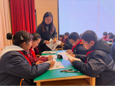 聚焦归纳思维发展，共探科学策略教学——记栖霞区小学科学教研活动_html_285b0272.png