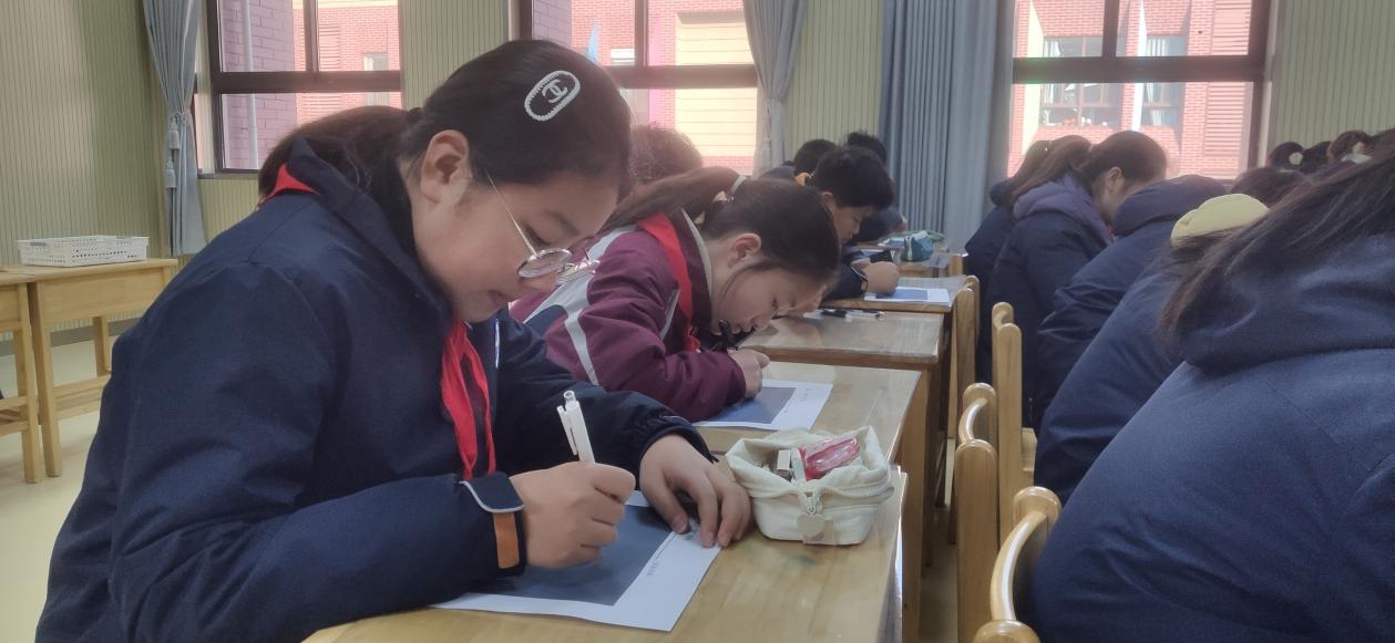 【湖畔·童化课堂】“化虚为实，模型建构”策略化教学——记科学组教研校本研修之课例研讨（6）_html_548bd37e.jpg