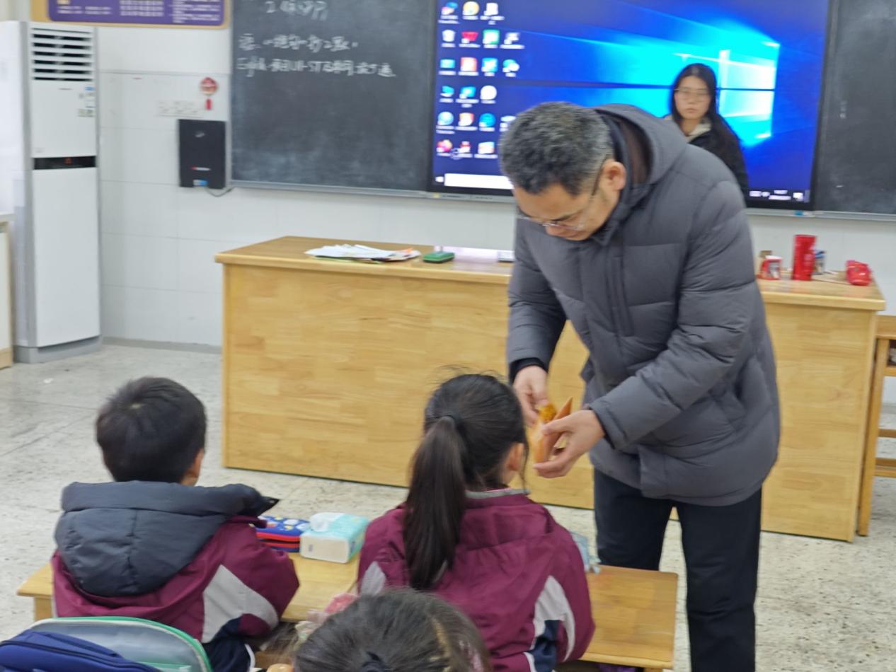 【博学广志】前程朤朤今胜昔 龙行龘龘新学期——记金陵小学广志路校区2023-2024学年第二学期开学典礼_html_m7dce0f38.jpg