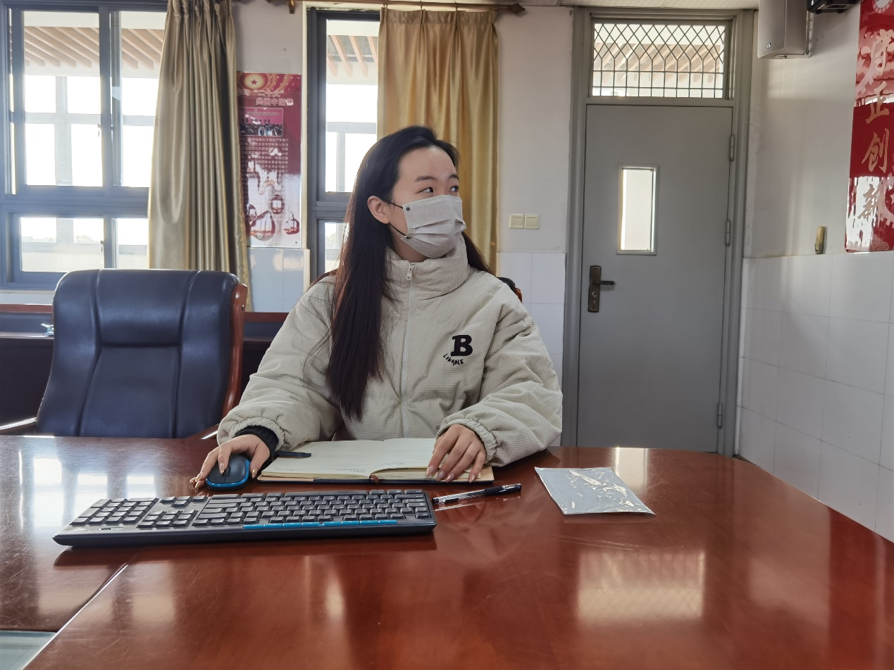 青年教师会议新闻稿_html_m547e2569.jpg