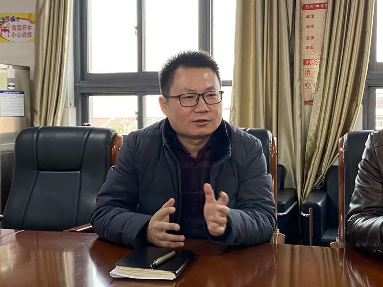 市教研员_html_m3ebe856c.jpg