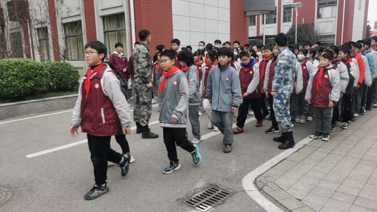 促进特色发展 落实全面育人_html_meb9d46e.jpg