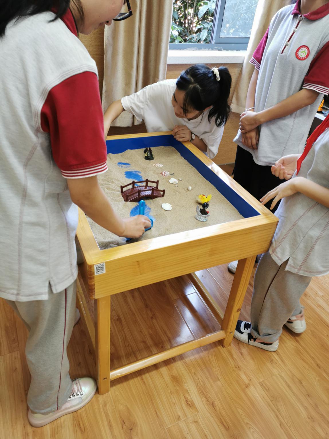 关注学生心理，为健康成长保驾护航_html_m486bc949.jpg