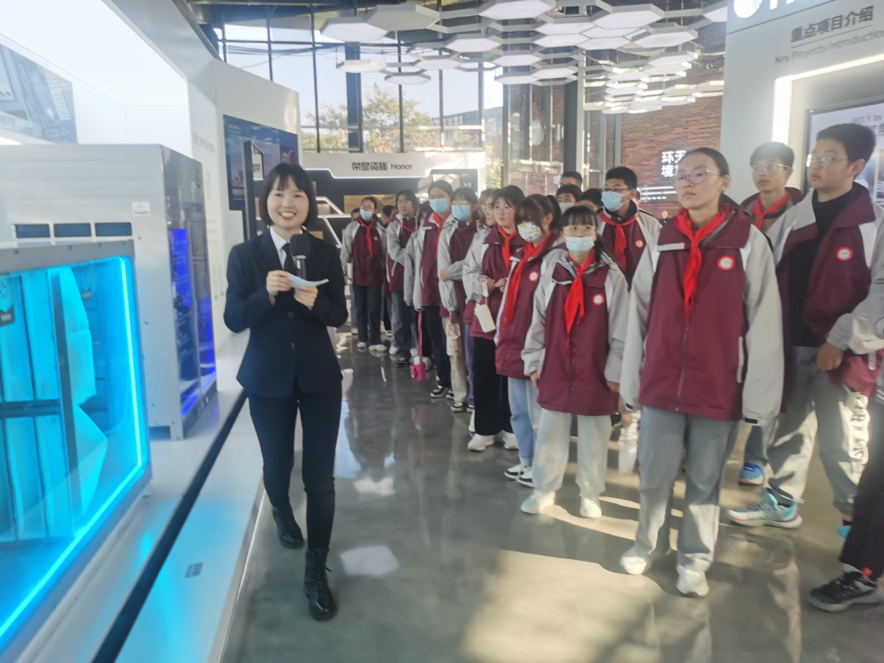 营防中学开展2023栖霞“知行”校外社会实践基地活动_html_54ae4c95.jpg