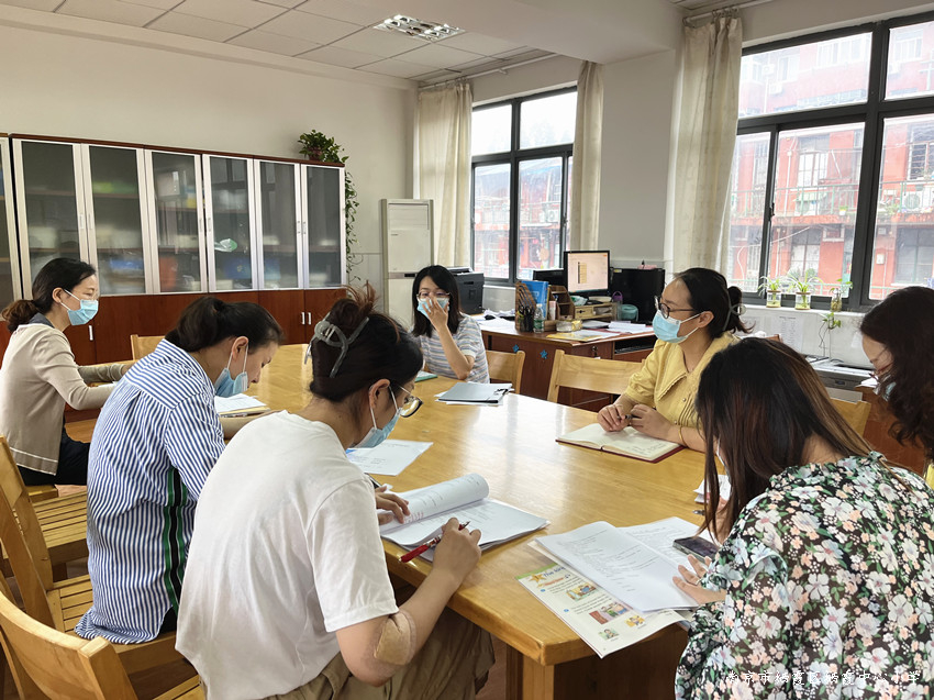 220831炼油厂小学英语教研组活动一.jpg